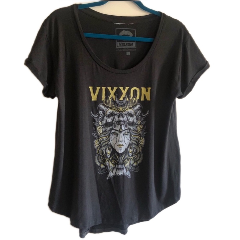 VIXXON | Women’s Flowy Tshirt NEW